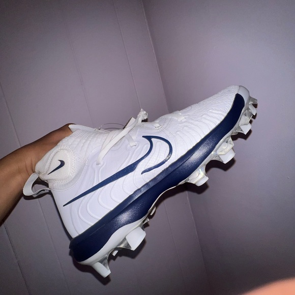 Nike basketball cleats. Brand new without box. - Picture 11 of 11